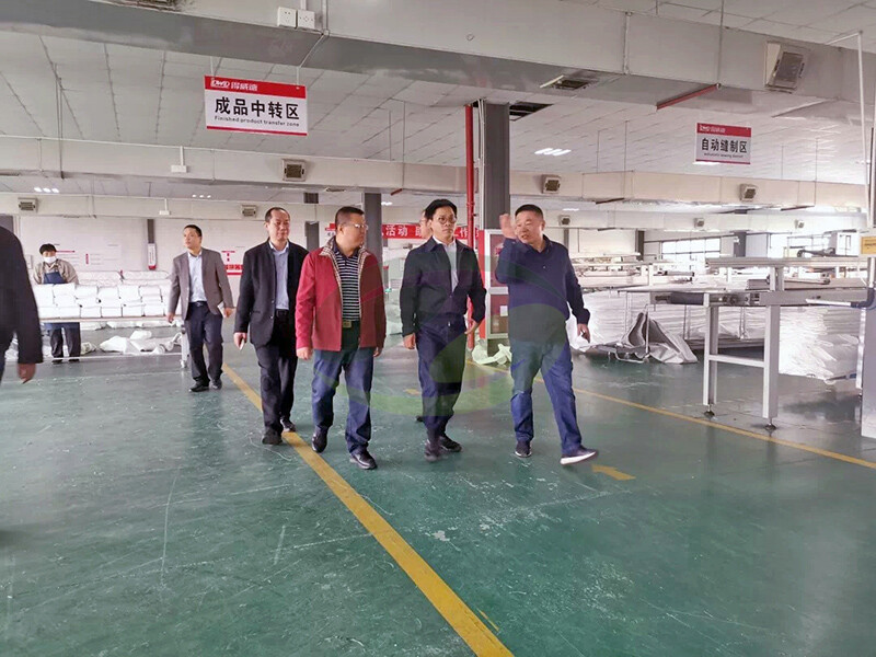 Chairman of Conch Group and his party visit Hengke